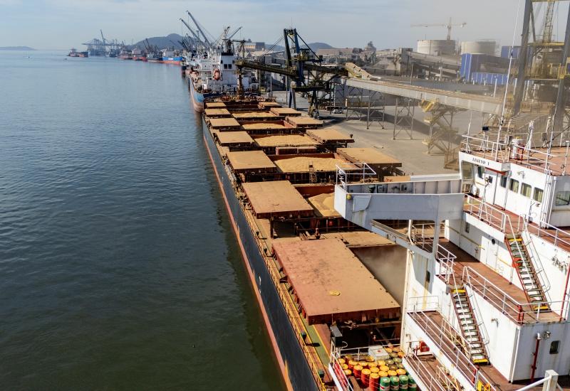 "Mato Grosso do Sul se Consolida entre os Top 5 Exportadores de Soja e Milho do Brasil em 2025"