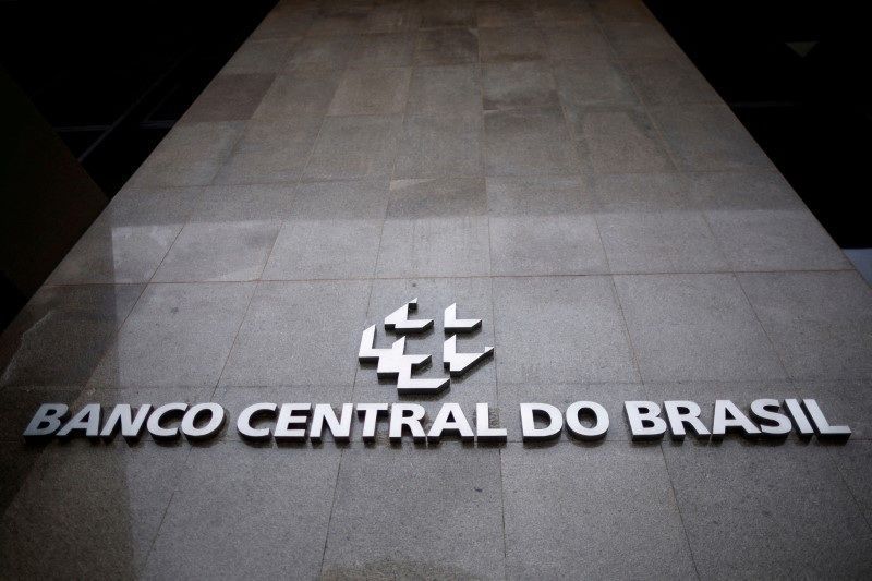 Déficit nas Contas Externas do Brasil Atinge Maior Valor em uma Década: Entenda os Fatores Econômicos por Trás de US$ 68,79 Bilhões em 2025