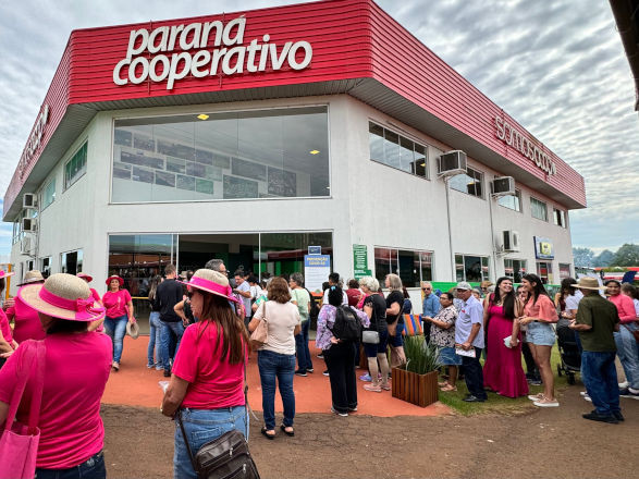 Show Rural Coopavel 2026 destaca 55 anos do cooperativismo paranaense com inovação e saúde na maior feira agro do Sul