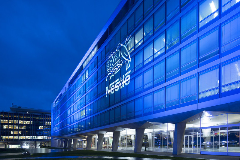 Crise na Indústria de Fórmulas Infantis: Danone e Nestlé Enfrentam Milhões em Perdas com Recall Global por Contaminação