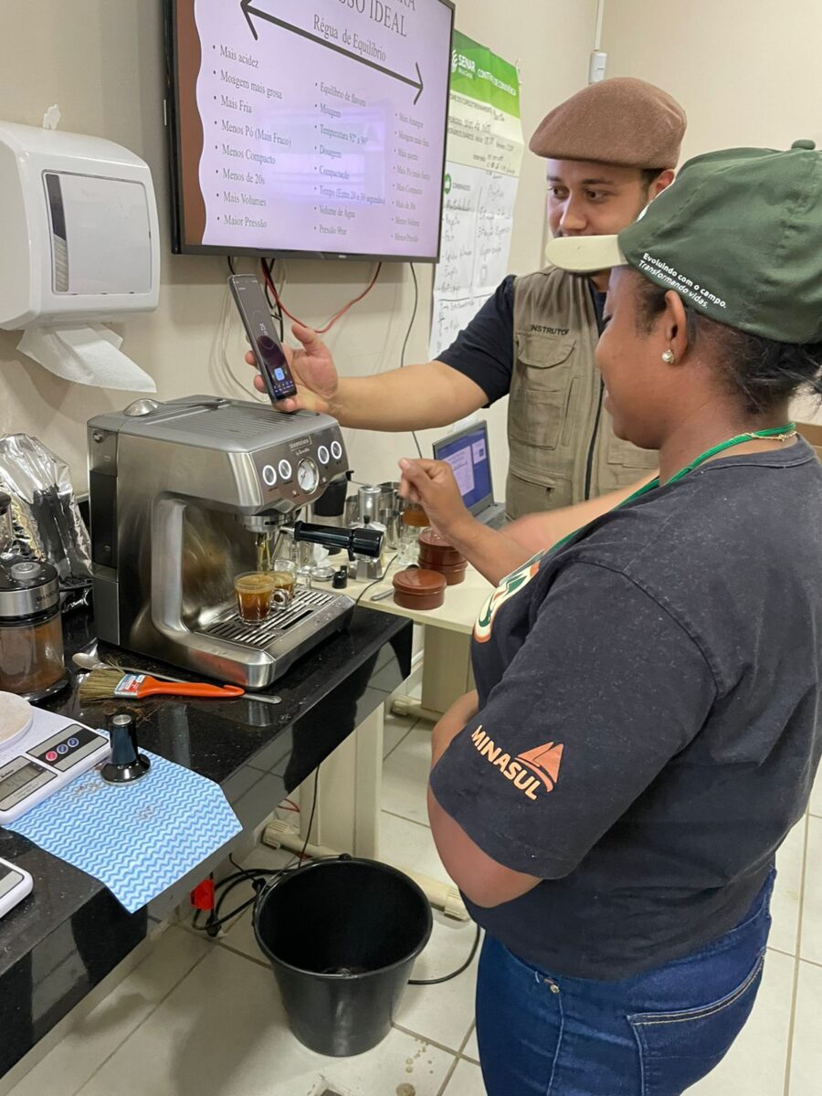 Cursos Gratuitos do Sistema Faemg Senar Fortalecem a Formação Profissional Rural em Minas Gerais
