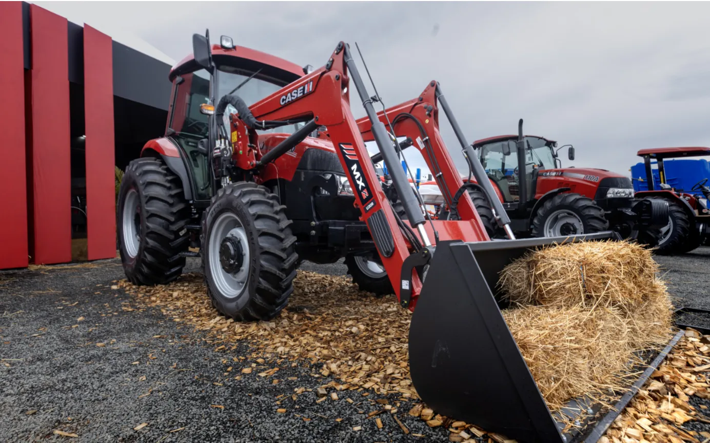 MX, Case IH e New Holland lançam identidade Dual Brand para carregadores frontais