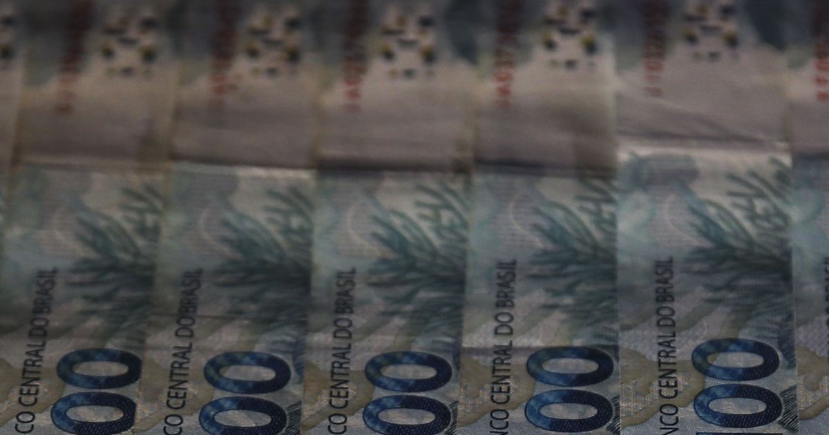Tesouro Direto supera R$ 213 bilhões em estoque em 2025 com alta recorde de investidores!