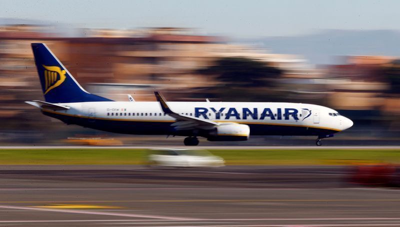 "Ryanair Aumenta Projeções para 2026 com Novas Aeronaves da Boeing e Alta na Demanda de Passageiros"