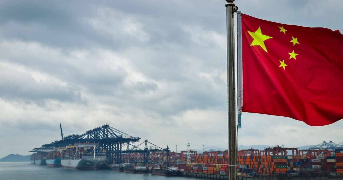 "China e Dinamarca Reforçam Aliança em Tecnologia Marítima Verde em Meio a Tensões com EUA e Controle do Ártico"