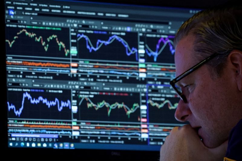 Alta em Wall Street: Expectativas sobre Juros do Fed, Balanços de Gigantes da Tecnologia e Crise Governamental nos EUA