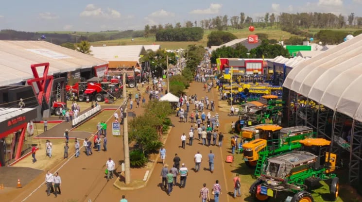 Mercado de consórcios de máquinas agrícolas movimenta R$ 15,48 bilhões até agosto de 2026