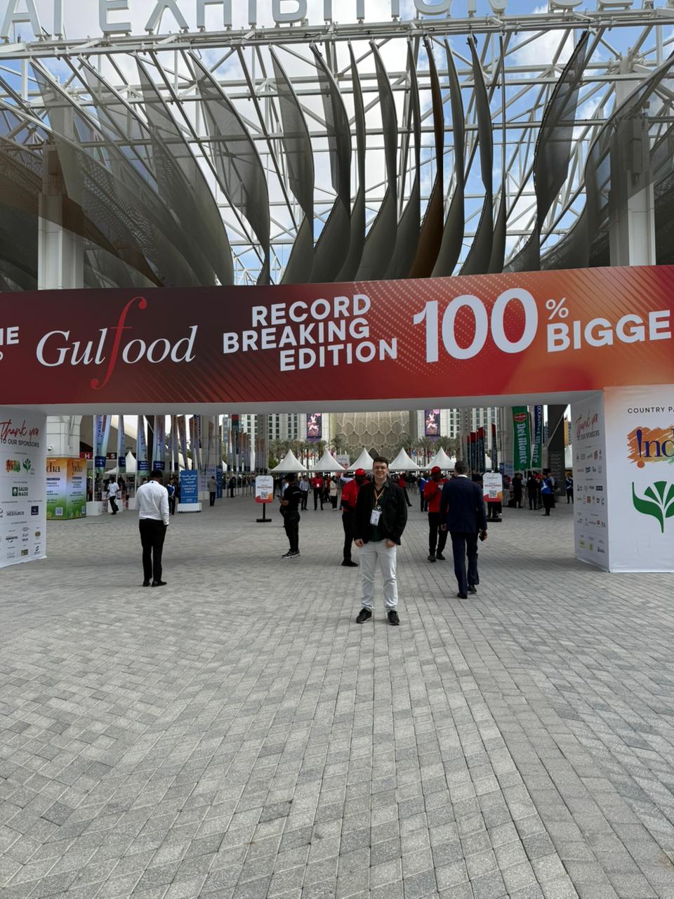 "Cooabriel Expande Horizontes na Gulfood 2025: Exportações de Pimenta-do-Reino Batem Recorde no Espírito Santo"