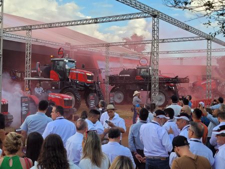 Massey Ferguson apresenta novidades na Agrishow