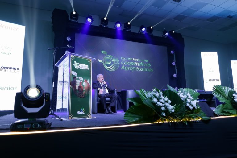 Empresários e especialistas analisam os desafios do cooperativismo na próxima década