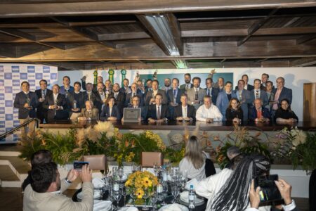 Noite de gala na Expointer: vencedores do prêmio A Granja Total Agro 2022 recebem os troféus