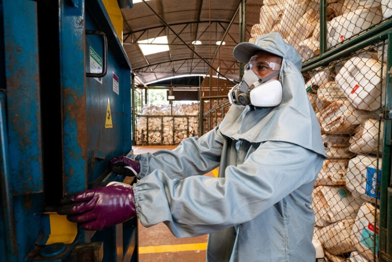 Brasil ampliou em 7% recolhimento de embalagens de defensivos