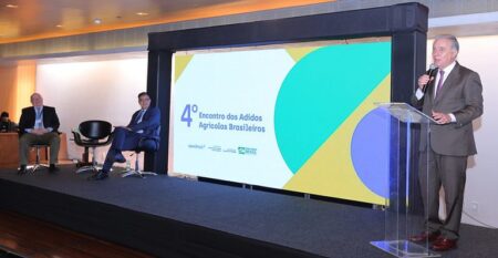 Adidos agrícolas discutem a promoção do agro brasileiro no exterior