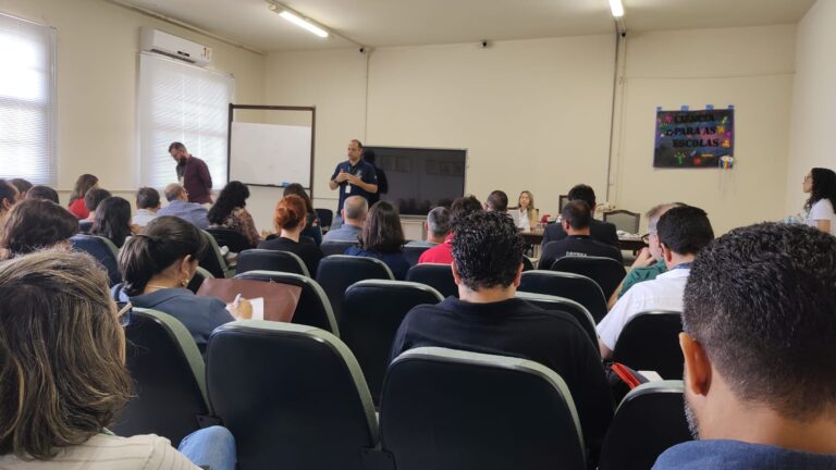 Curso vai capacitar médicos-veterinários sobre diagnóstico da vaca louca