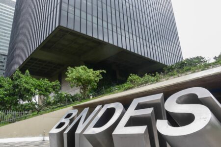 BNDES fatura R$ 12,5 bilhões em 2022
