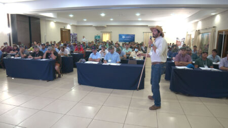 Curso capacita criadores, gerentes de fazenda e capatazes