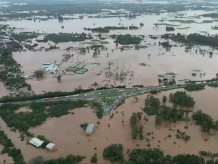 Lula ignora tragédia no Sul, mas você pode ajudar