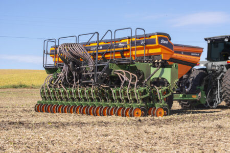 Plantio da soja com bons avanços em importantes estados produtores