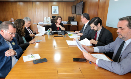 Ministério trabalha pela “reestruturação” do setor agropecuário gaúcho
