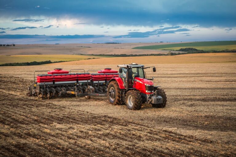 Índice de Poder de Compra de Fertilizantes estável em agosto com baixa dos grãos e de adubos
