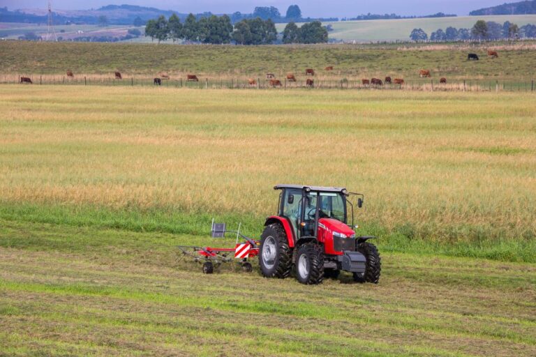 Na agricultura familiar o trator deve ter versatilidade