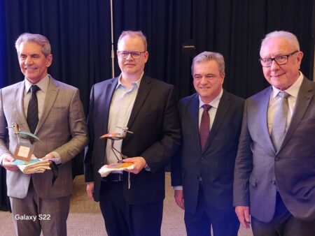 Três brasileiros são homenageados no Congresso Latino-Americano de Avicultura 2024